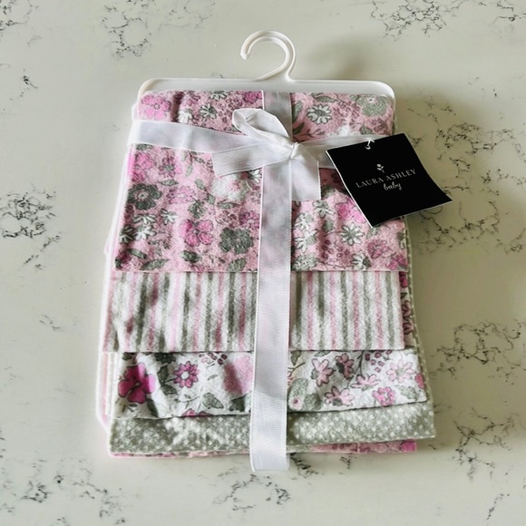 Laura Ashley 4 pack baby receiving blankets - Picture 4 of 10